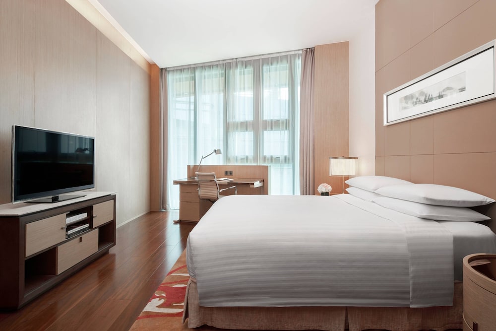 The Oct Harbour Shenzhen Marriott Executive Apartments 9/38