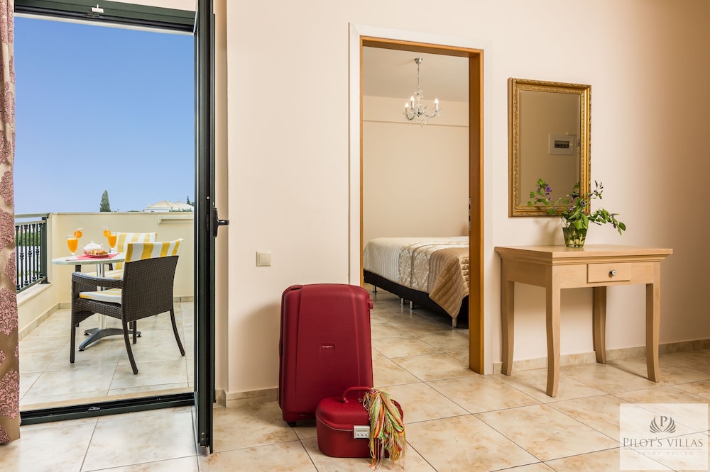 Pilots Villas Luxury Suites 23/48