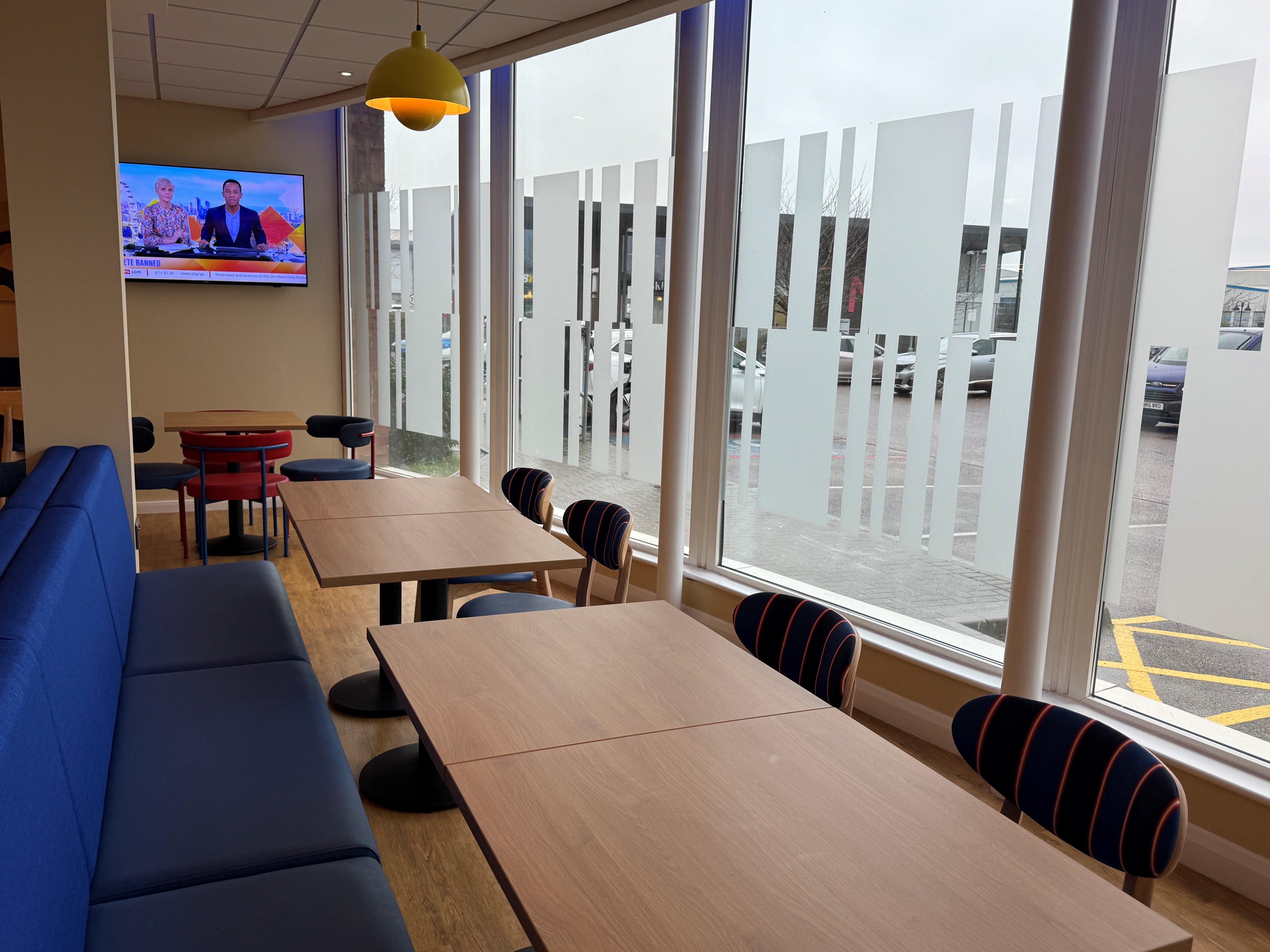 HOLIDAY INN EXPRESS NUNEATON 27/50