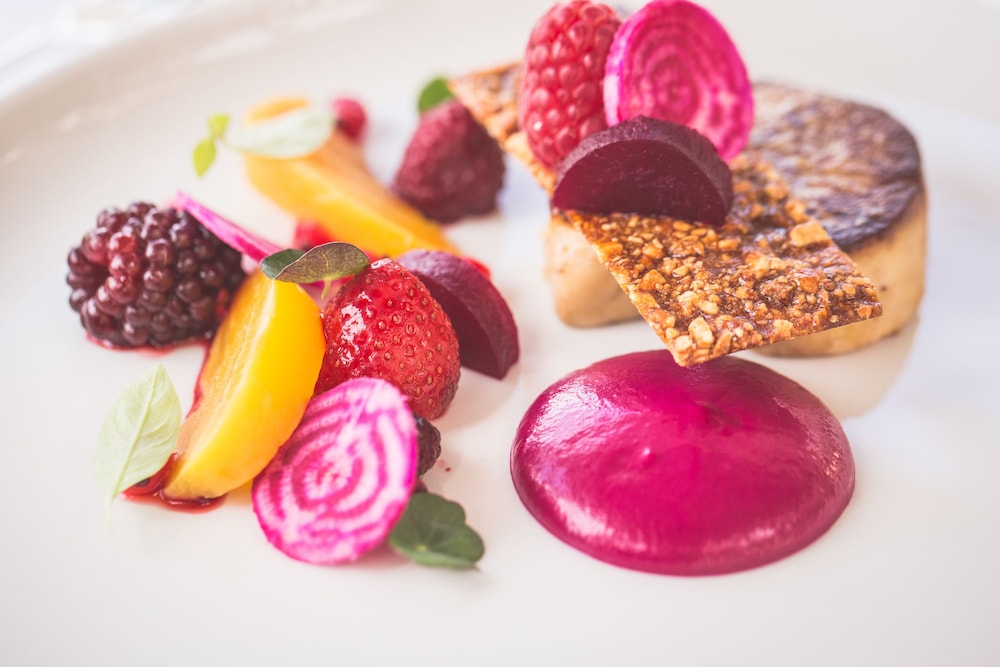 MANOR HOUSE COUNTRY HOTEL 23/56