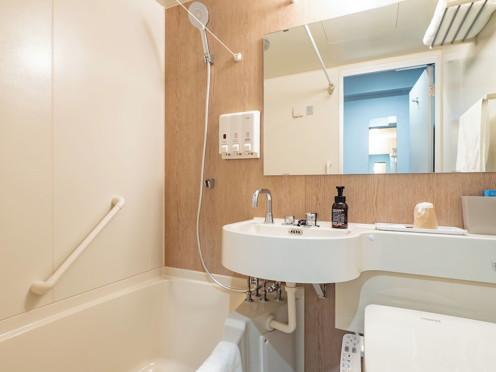 غرفة قياسية بسرير كوين، Toyoko Inn Sendai Higashi Guchi No 1 7/8