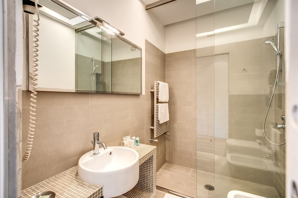 غرفة سوبيريور بسرير مزدوج، Boutique Hotel Roma 3/3