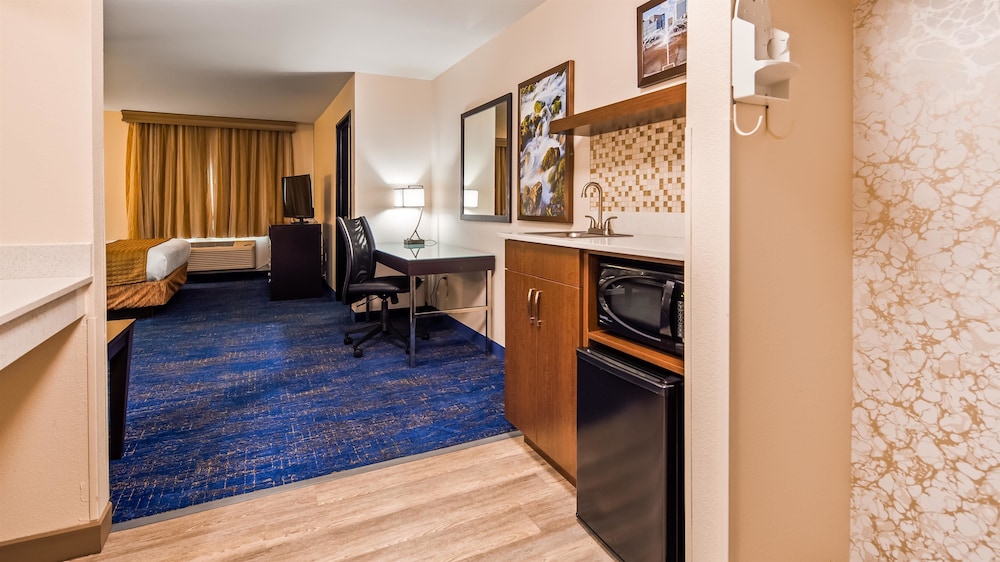 Best Western Plus Portland Airport Hotel & Suites 11/41