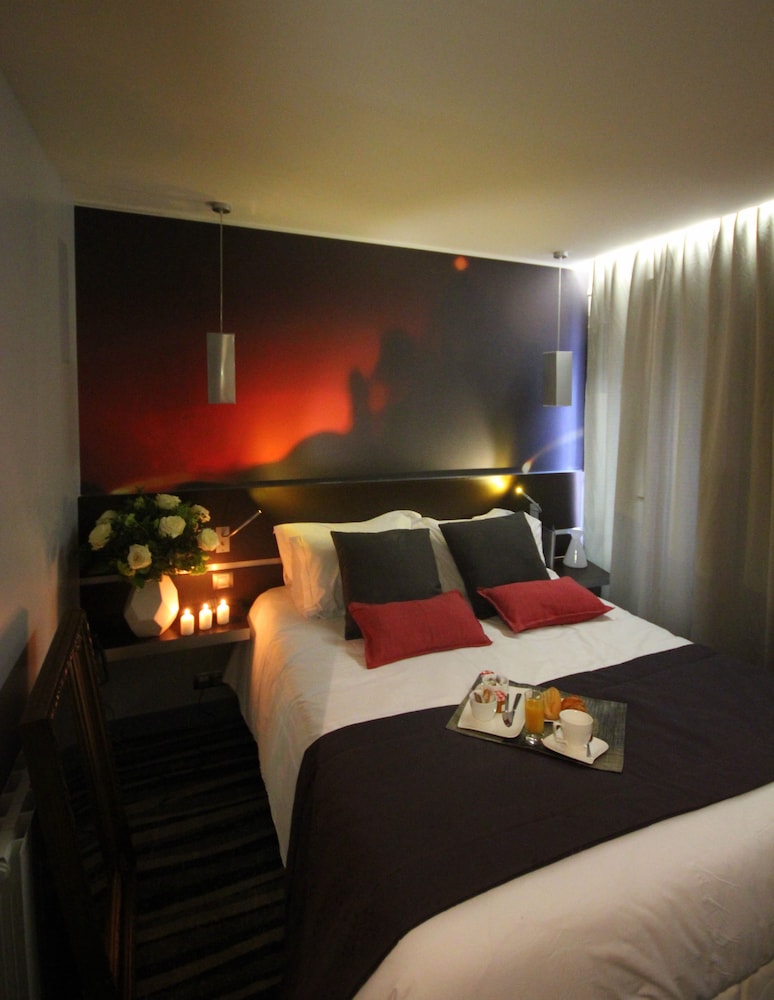 Hotel Lumieres Montmartre Paris 16/62