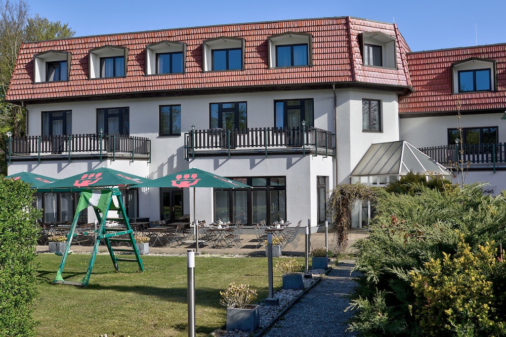 Waldhotel Wandlitz 51/57