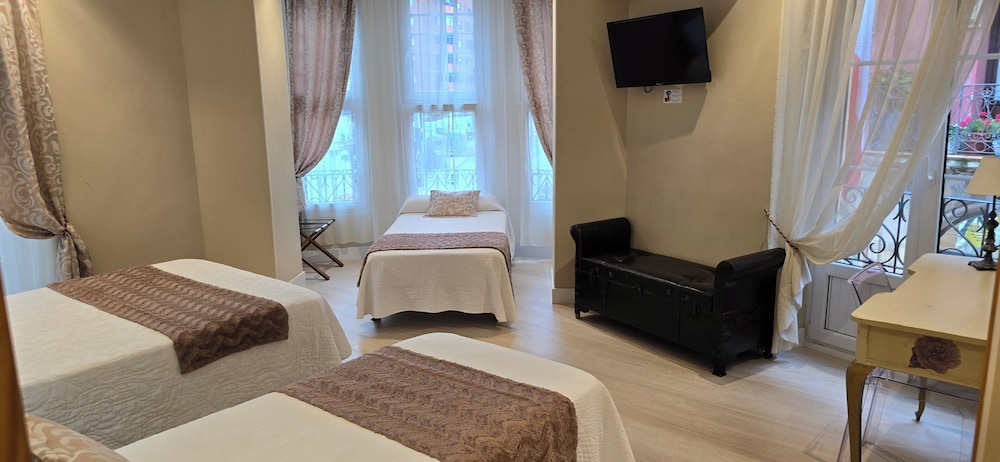 Hosteria Villa de Castro 40/71
