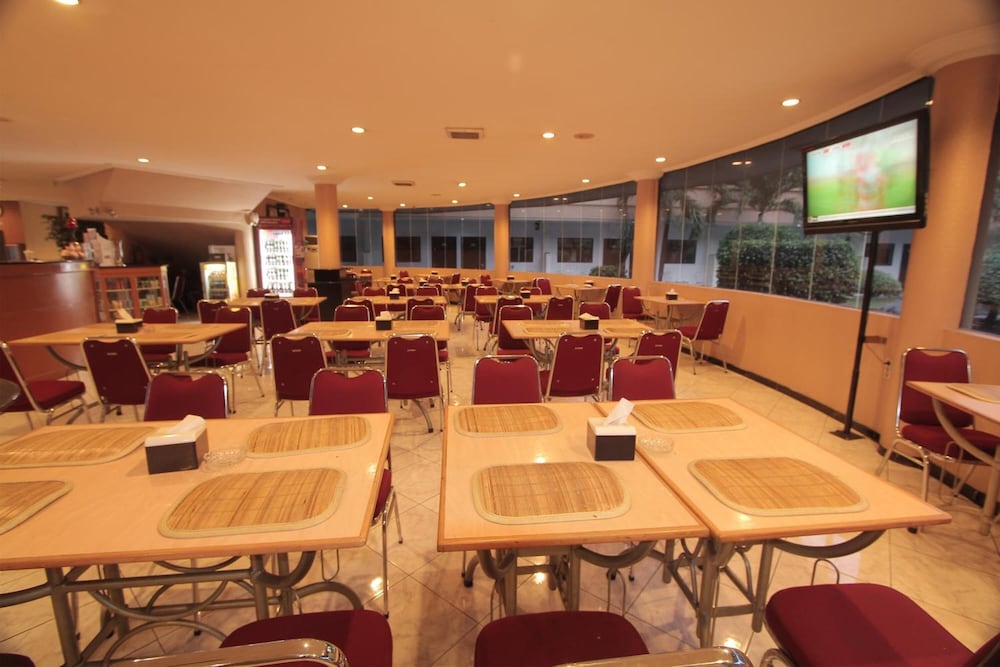 Sinar II Hotel 18/33