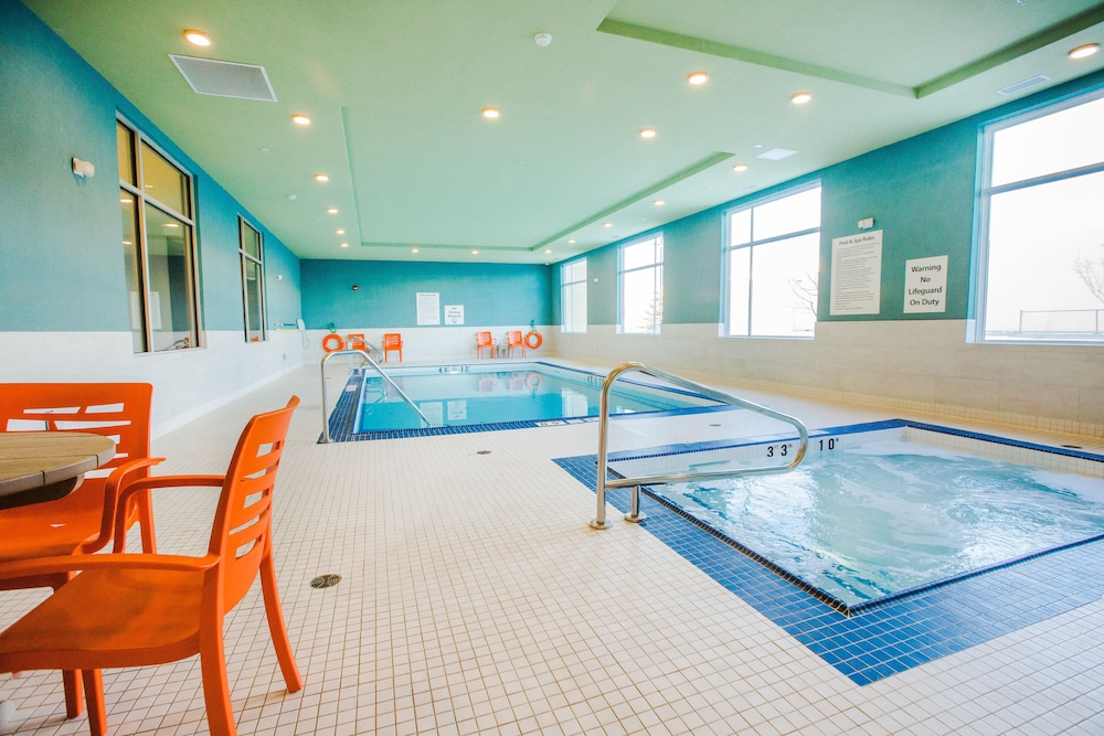 swimming pool spa