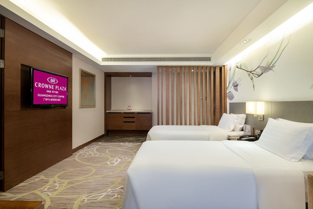 Crowne Plaza City Centre 15/78