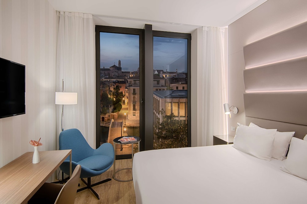 Avani Rio Novo Venice Hotel 6/27