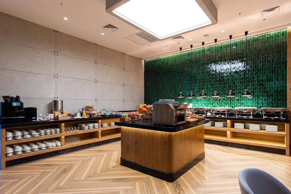 The Elements Hotel Tashkent 49/60