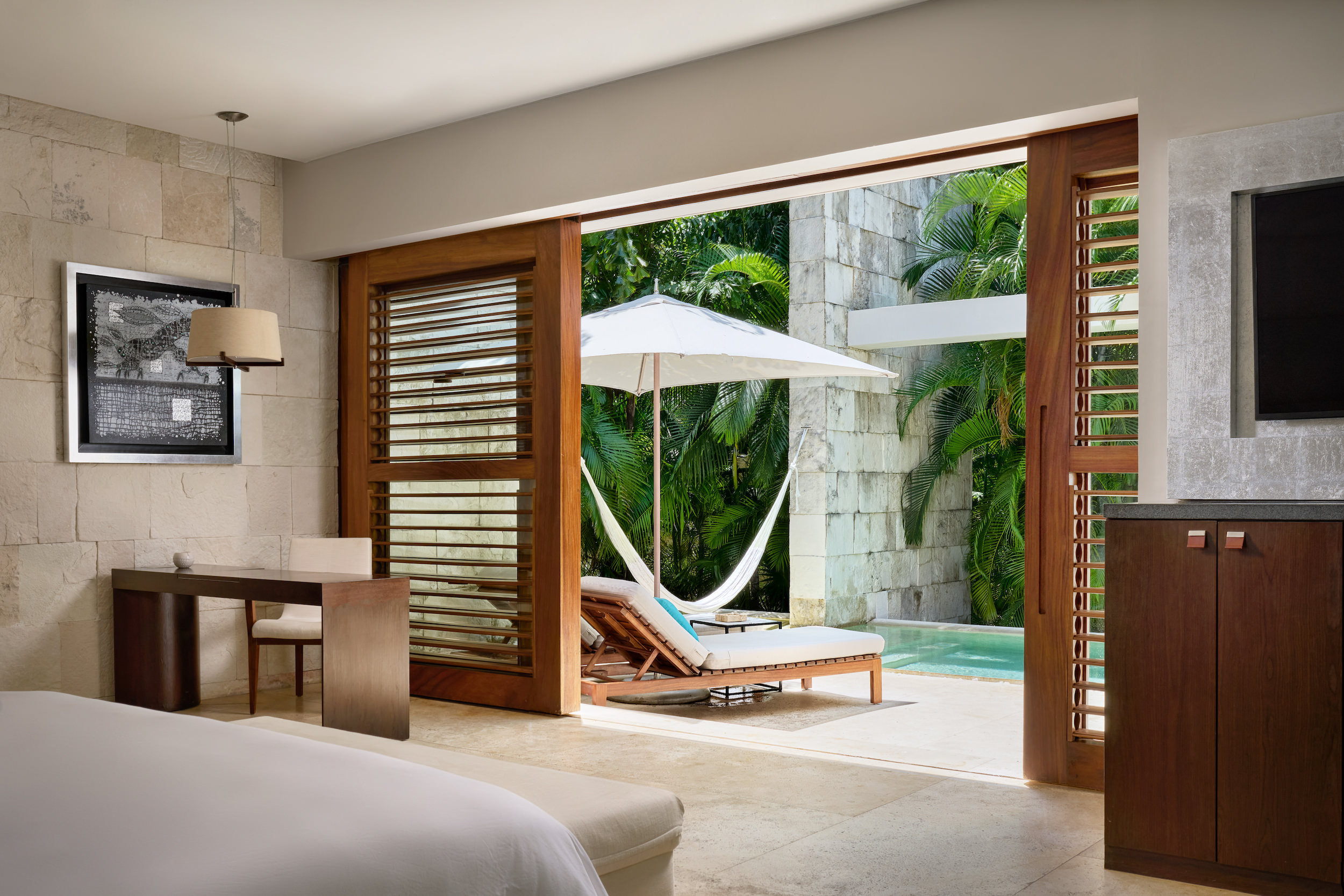 Casita, King Bed