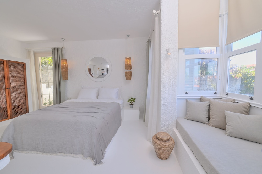 Peremere Alacati Hotel 14/50