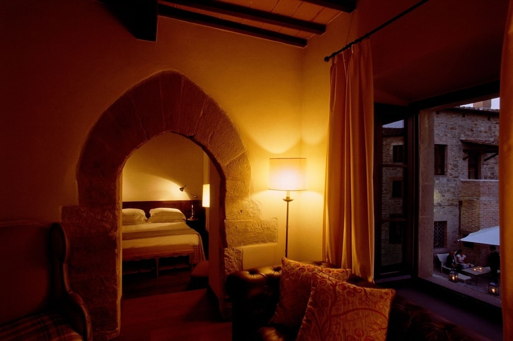 Castel Monastero 38/100