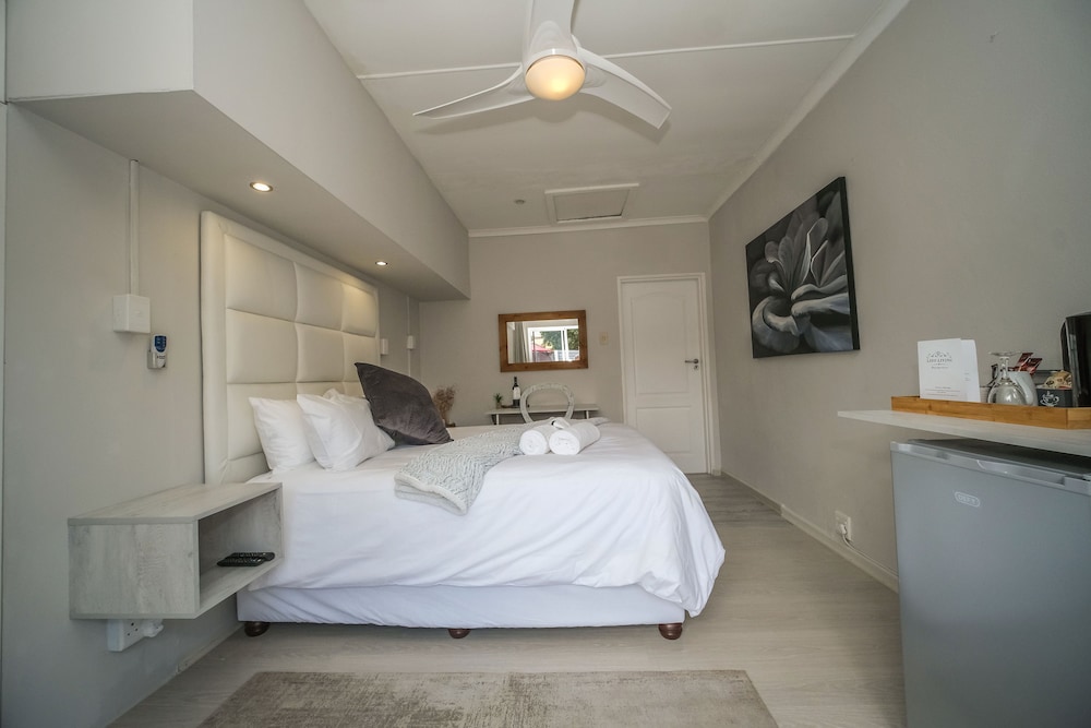 Lido Living 8/38
