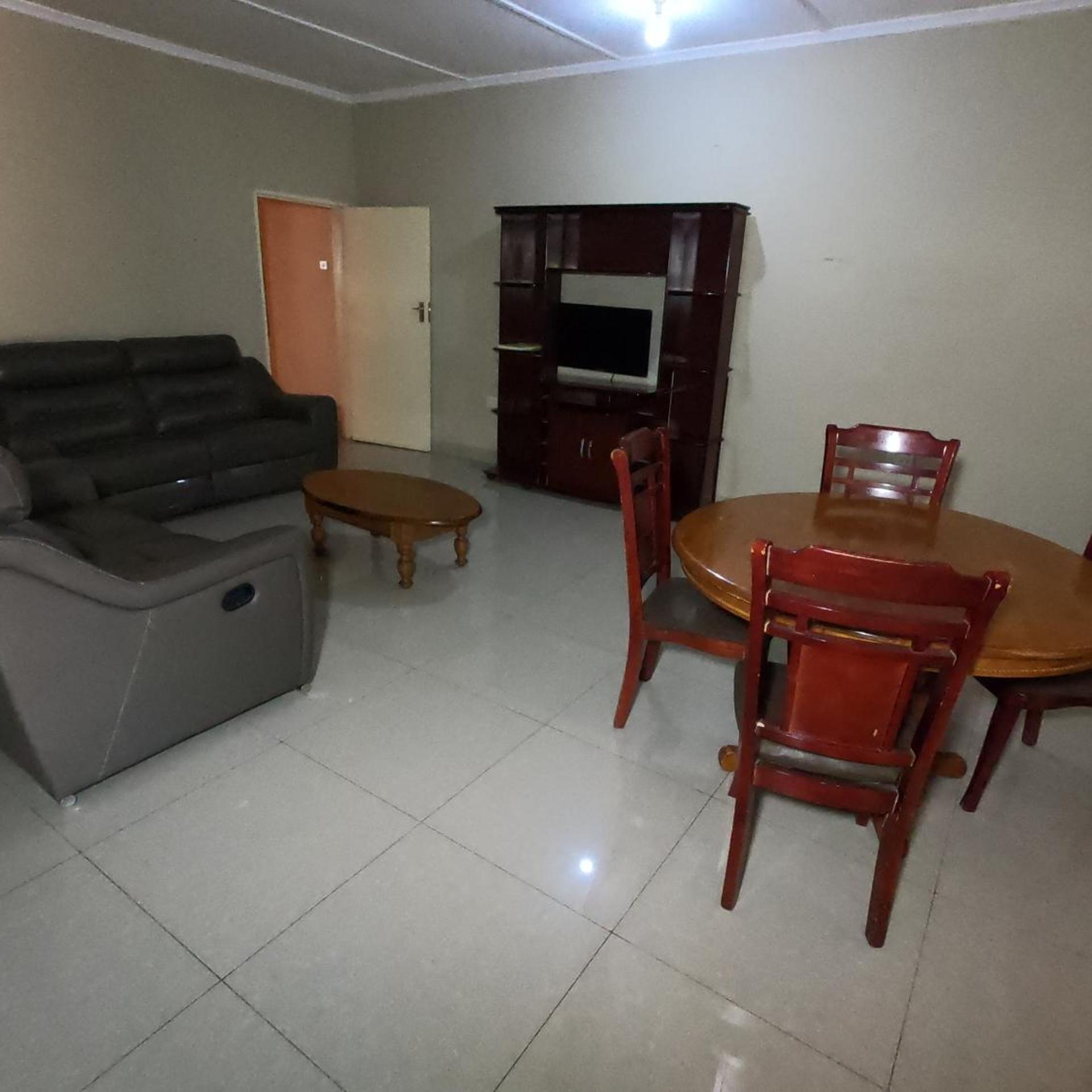 Golden Days Executive Lodge 25/50