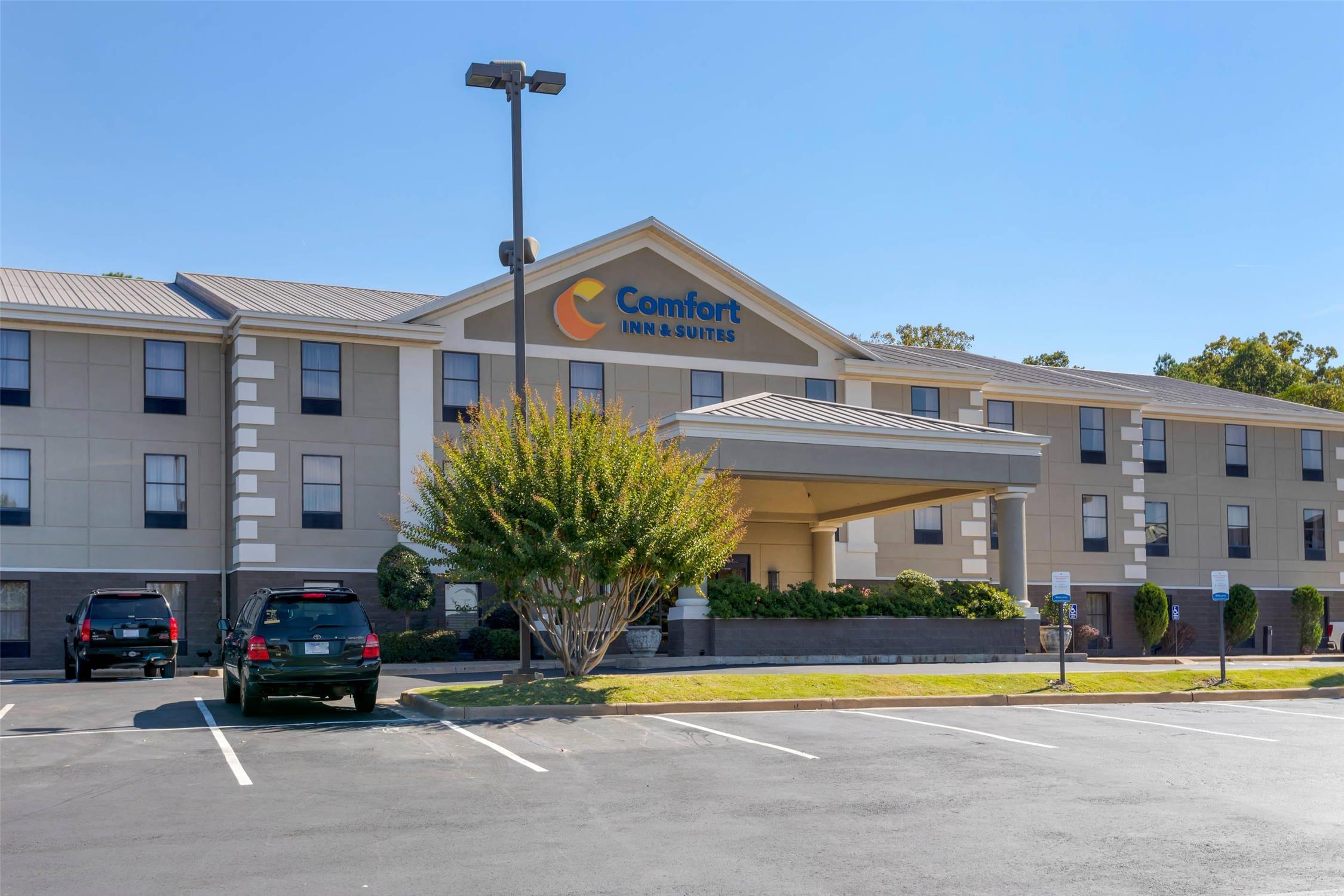 Comfort Inn and Suites Hot Springs Midtown 14/16