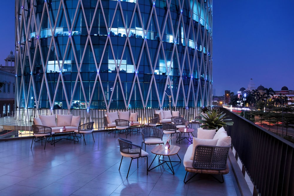 Atria Hotel Gading Serpong 68/72