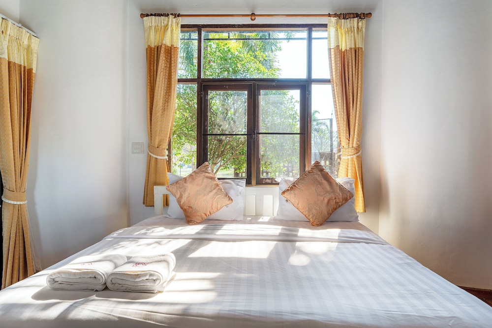 غرفة قياسية بسرير كينج، DE BUA VALLEY RESORT 8/10