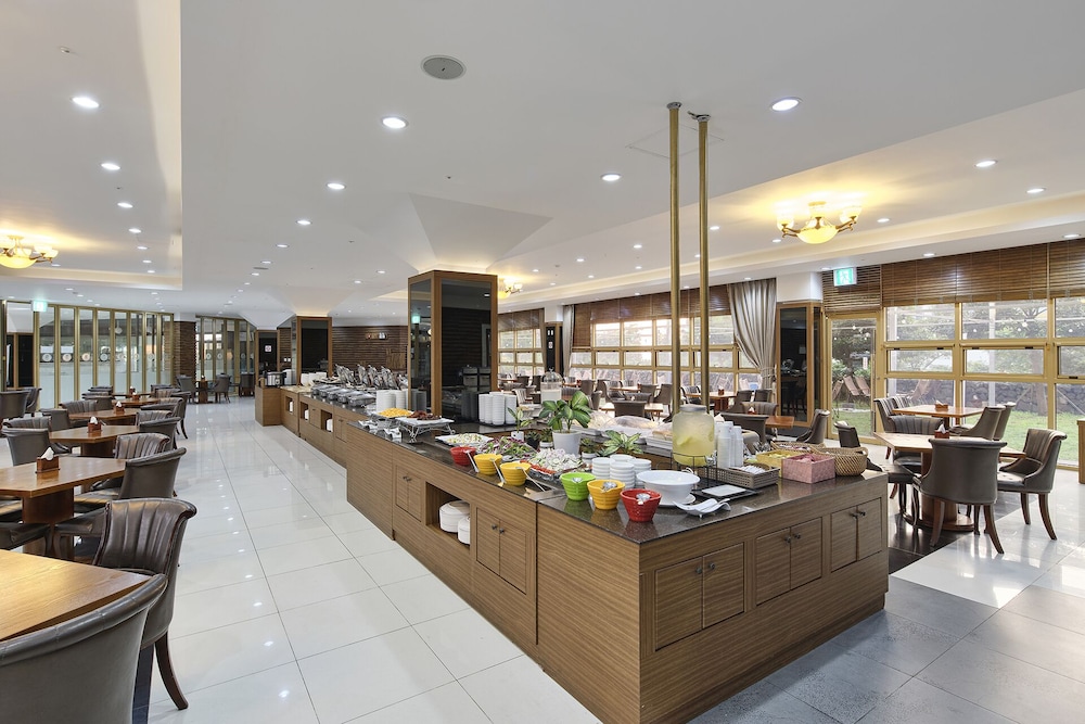 Shin Shin Hotel Jeju City 47/60