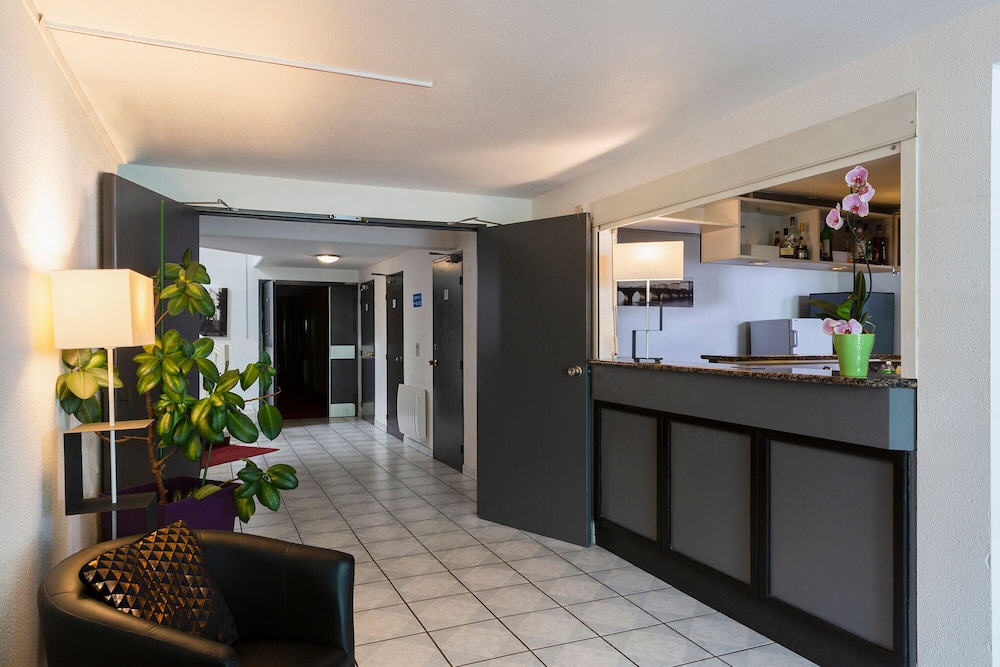 Sure Hotel by Best Western Angers Sud 4/46
