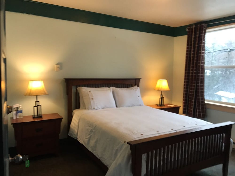 Historic Hotel Bayview 8/42