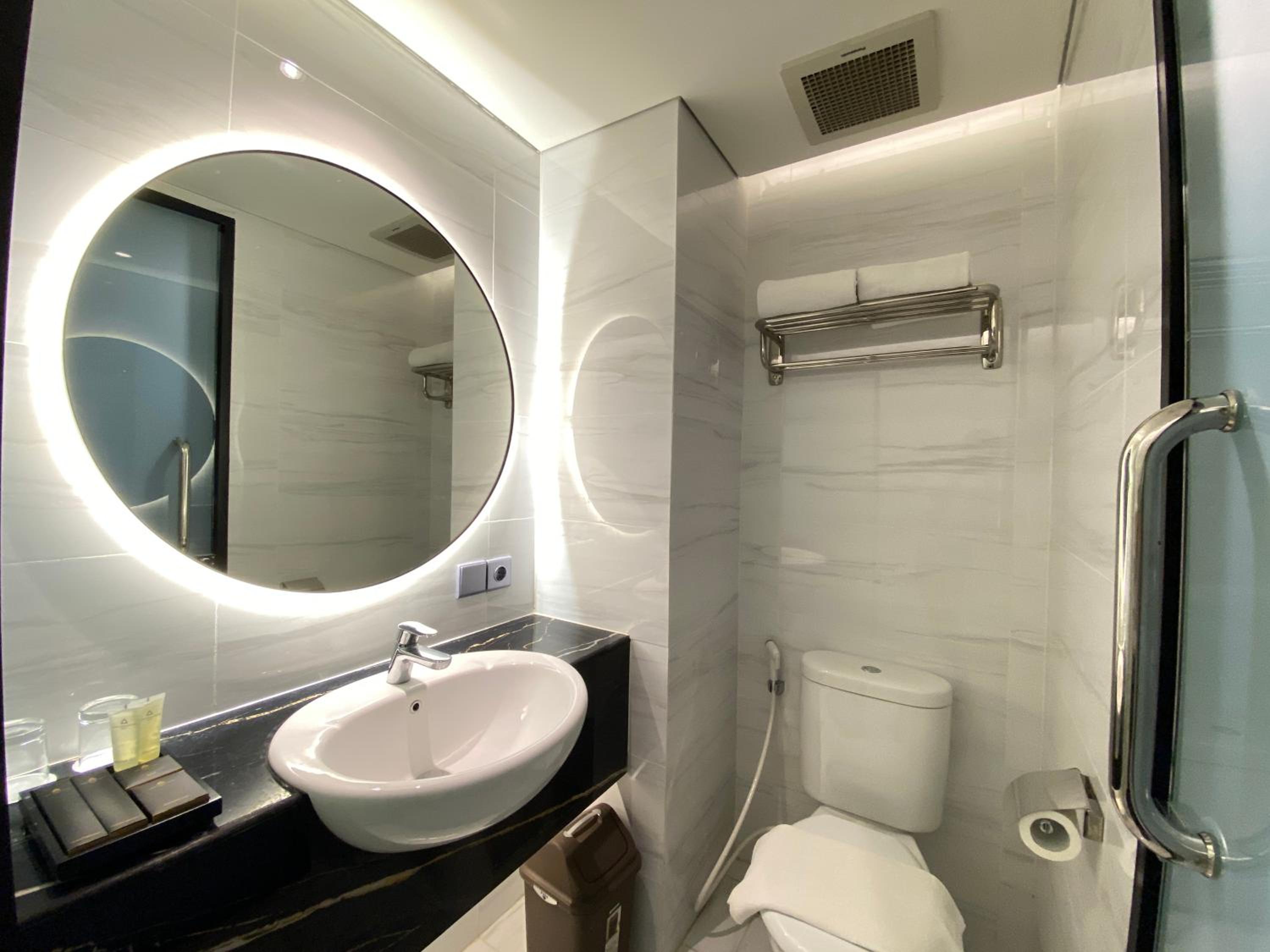 Trio Azana Style Hotel Kebumen 50/50