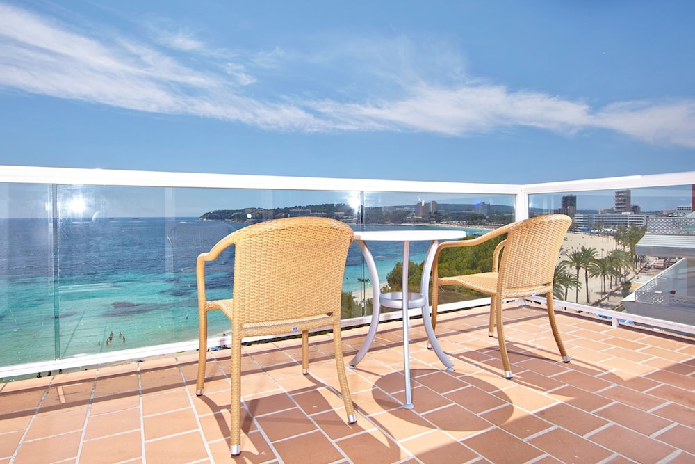 Flamboyan Caribe Hotel & Spa 5/42