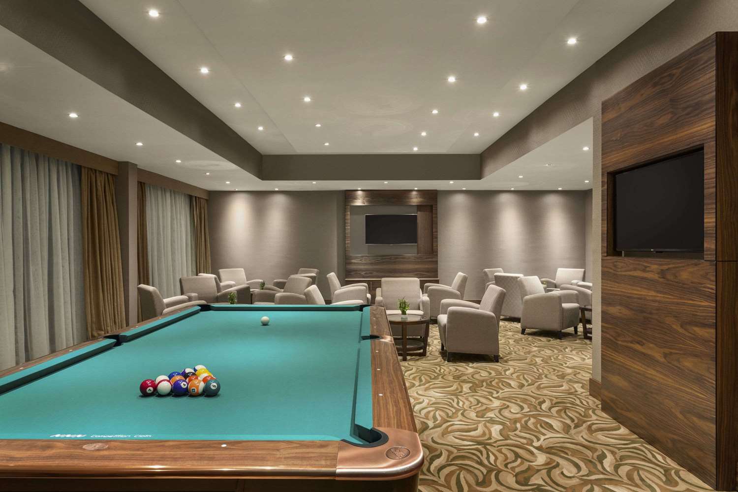 Hawthorn Suites by Wyndham Abu Dhabi City Centre 19/20