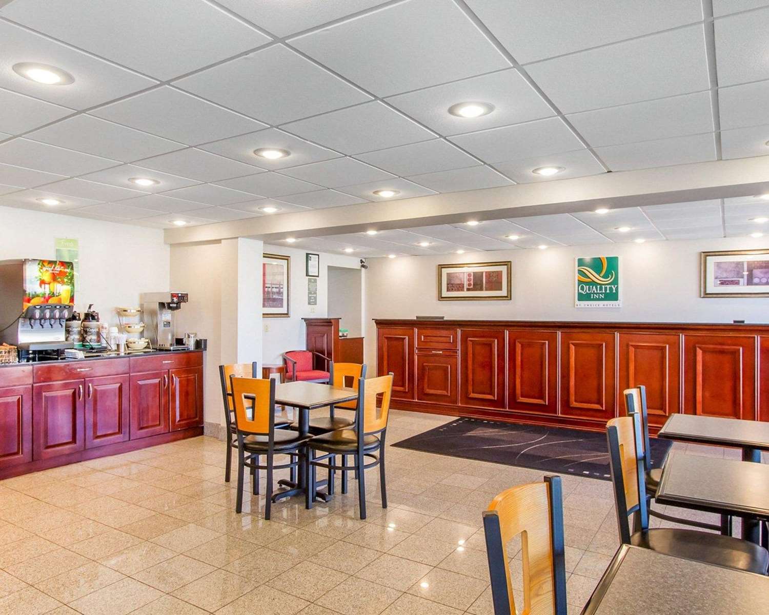 Quality Inn Dyersburg I-155 8/14