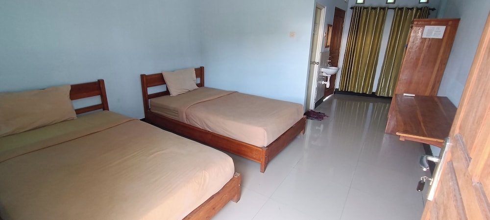 Kasuwari Hotel 10/23