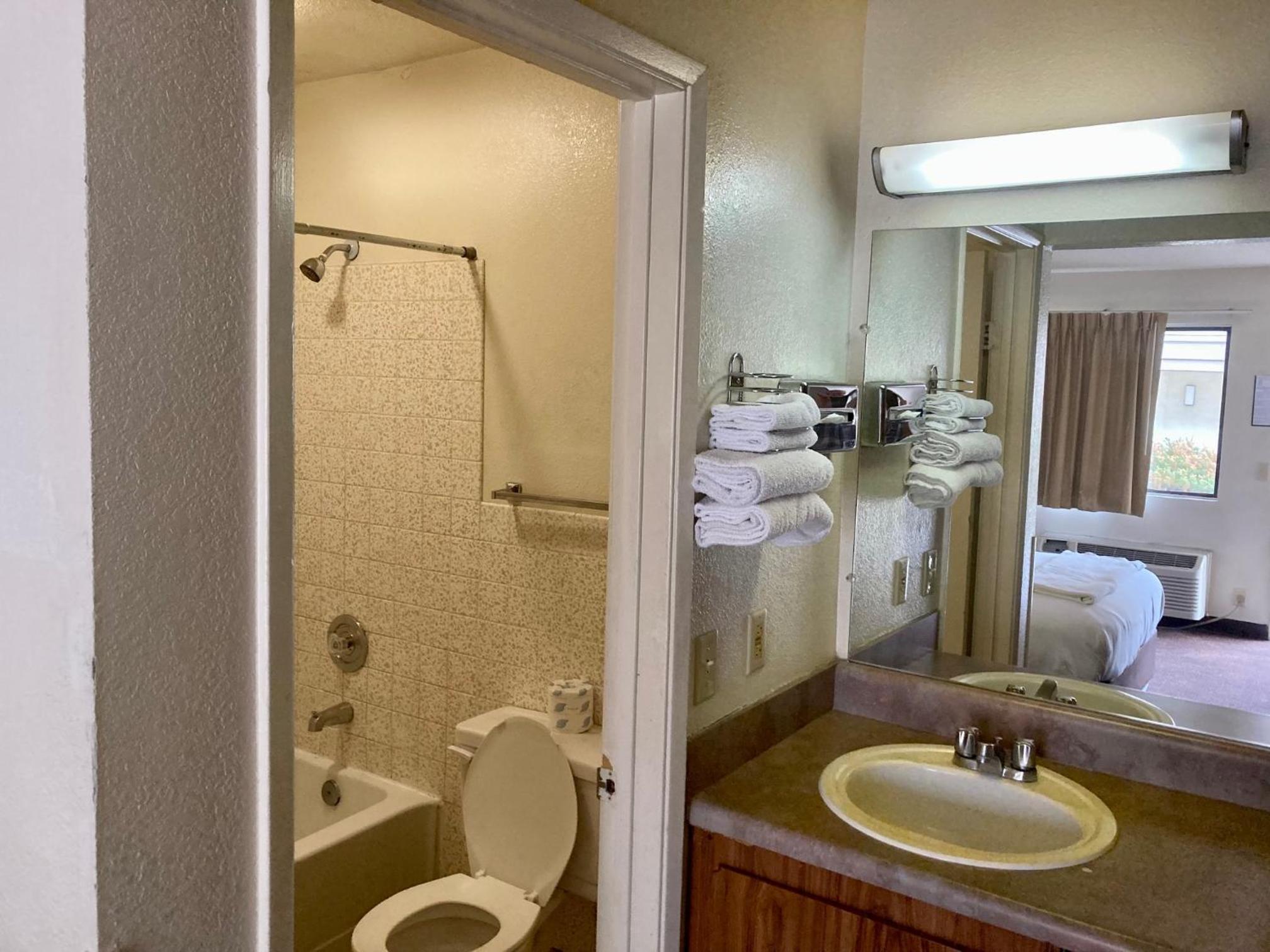 Premier Inns Concord 21/22