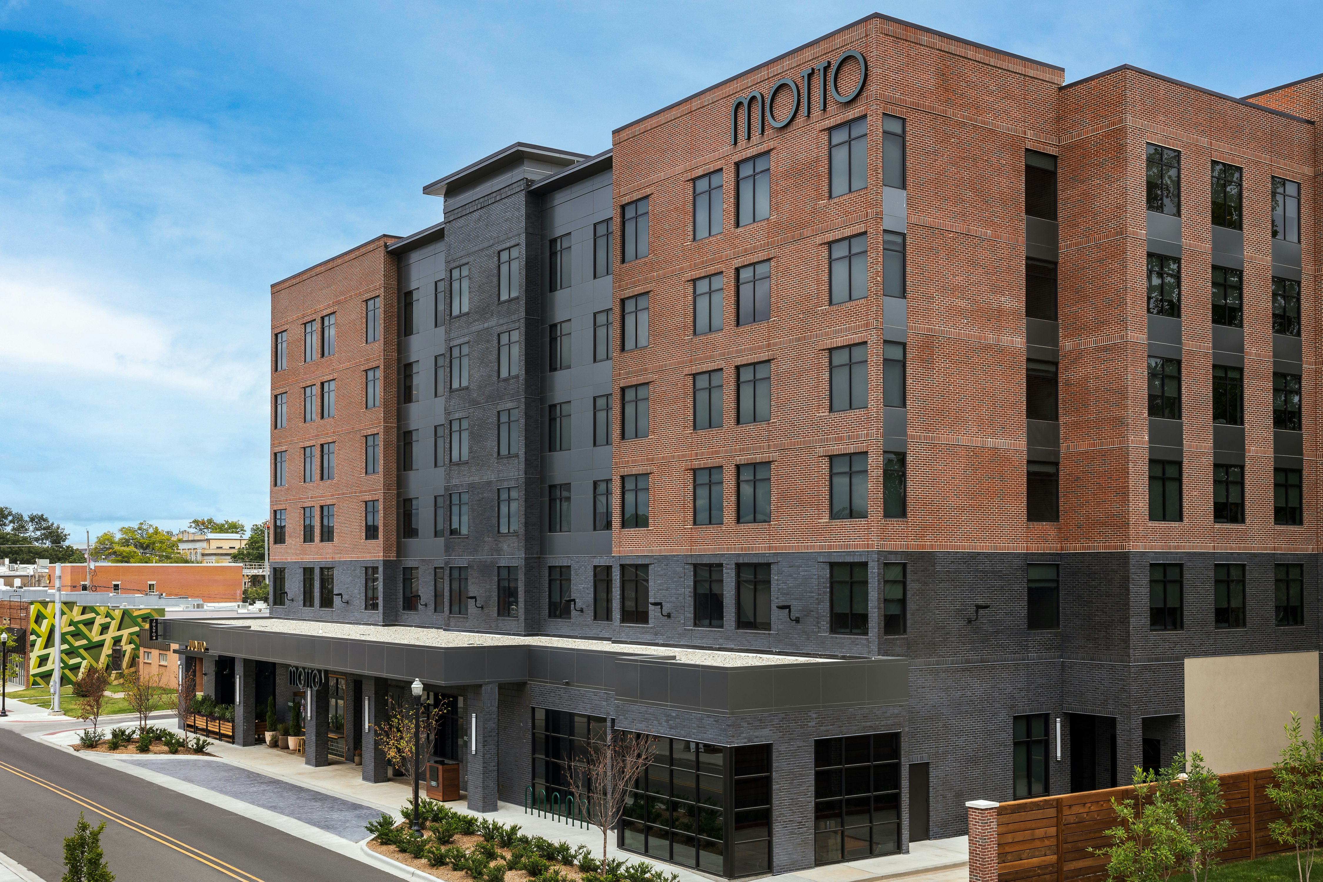 Motto by Hilton Bentonville Downtown 6/42