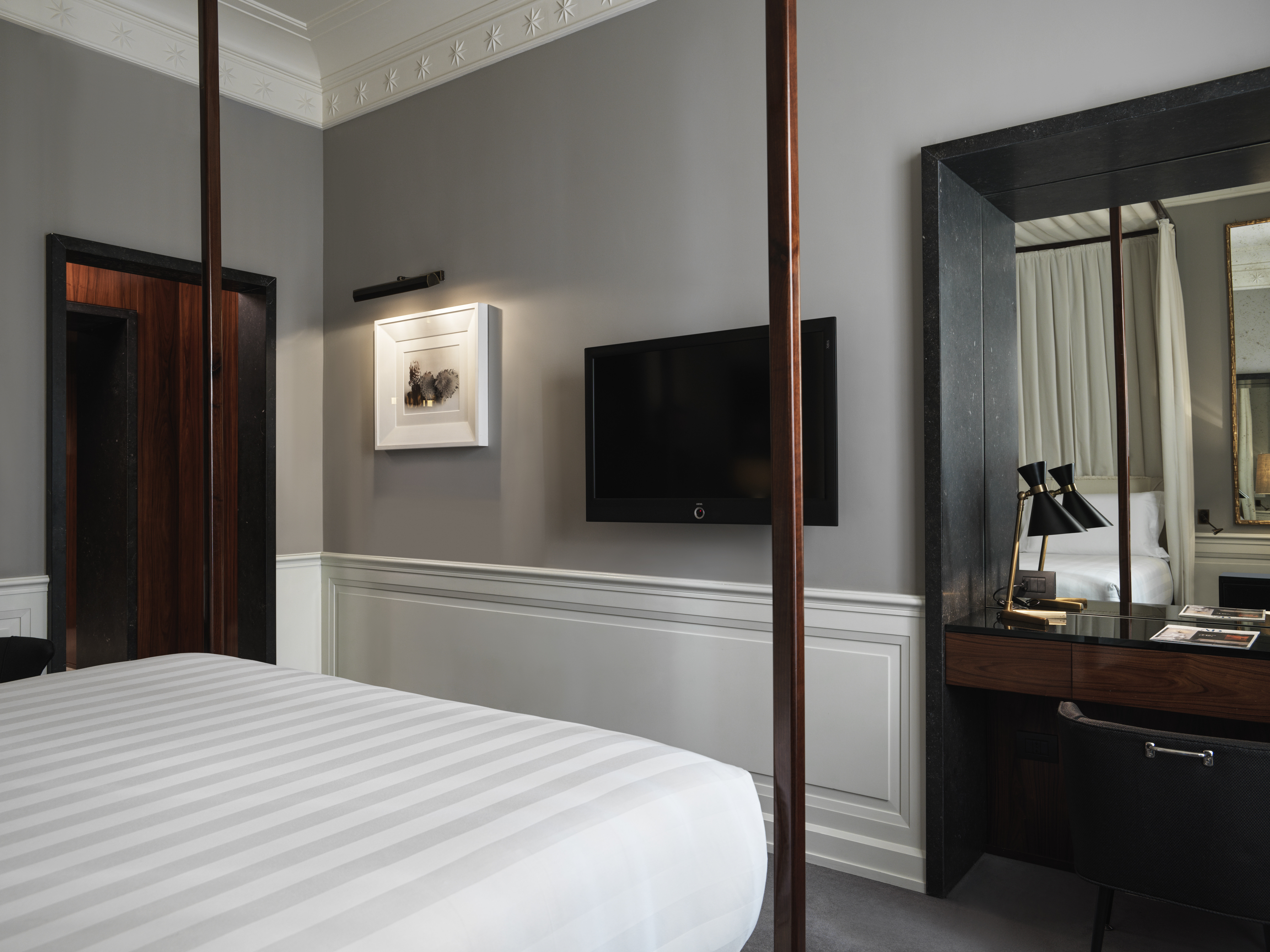 SUPERIOR, DOUBLE BED