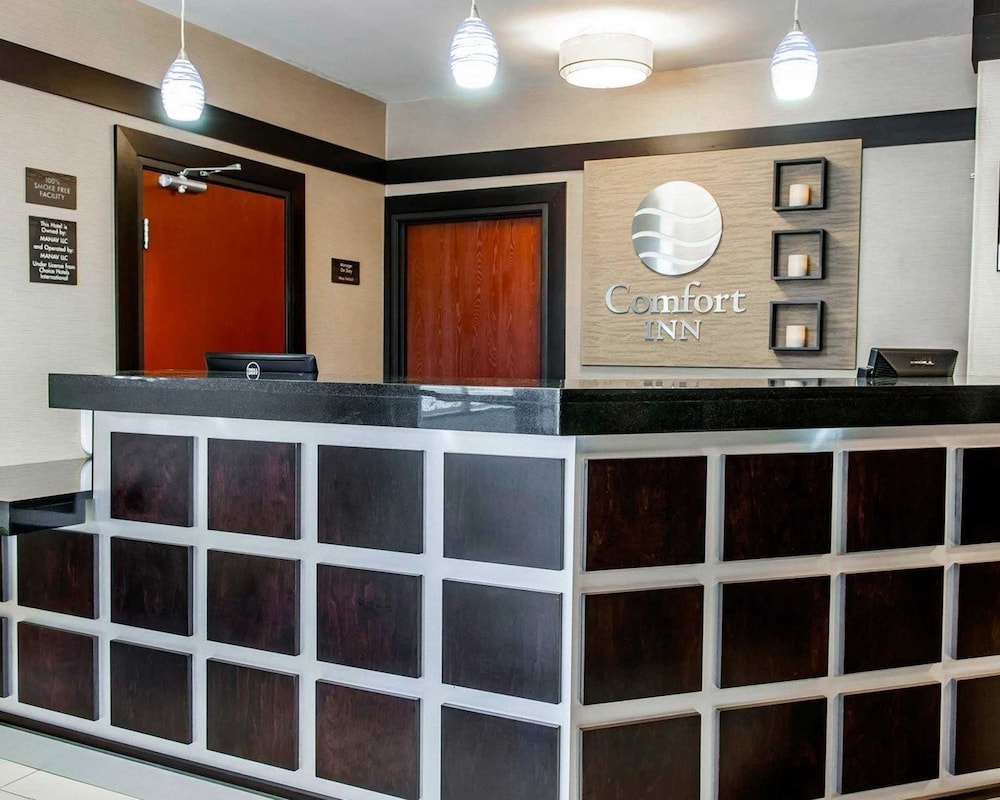 Comfort Inn Marion 9/60