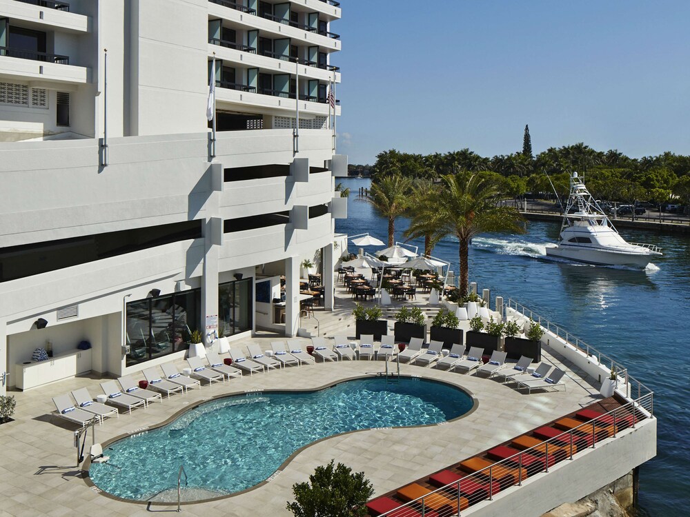 Waterstone Resort And Marina Curio Collection Ex Waterstone Resort Marina A Doubletree By Hilton