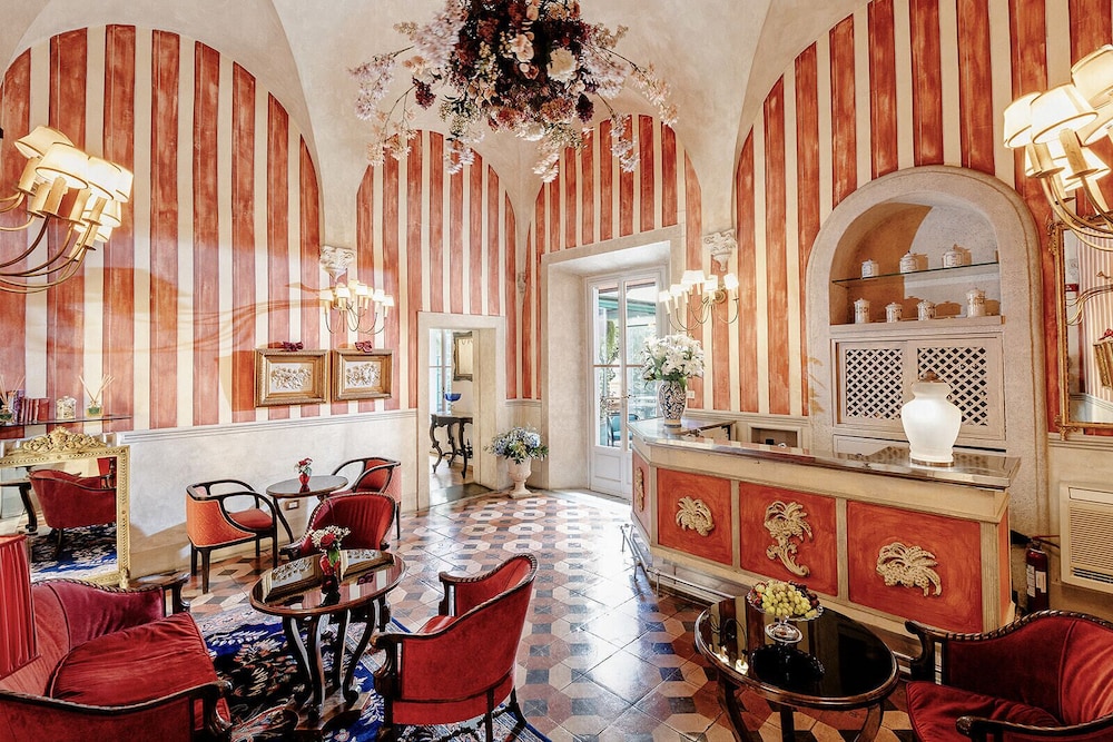 Palazzo Dal Borgo 51/58