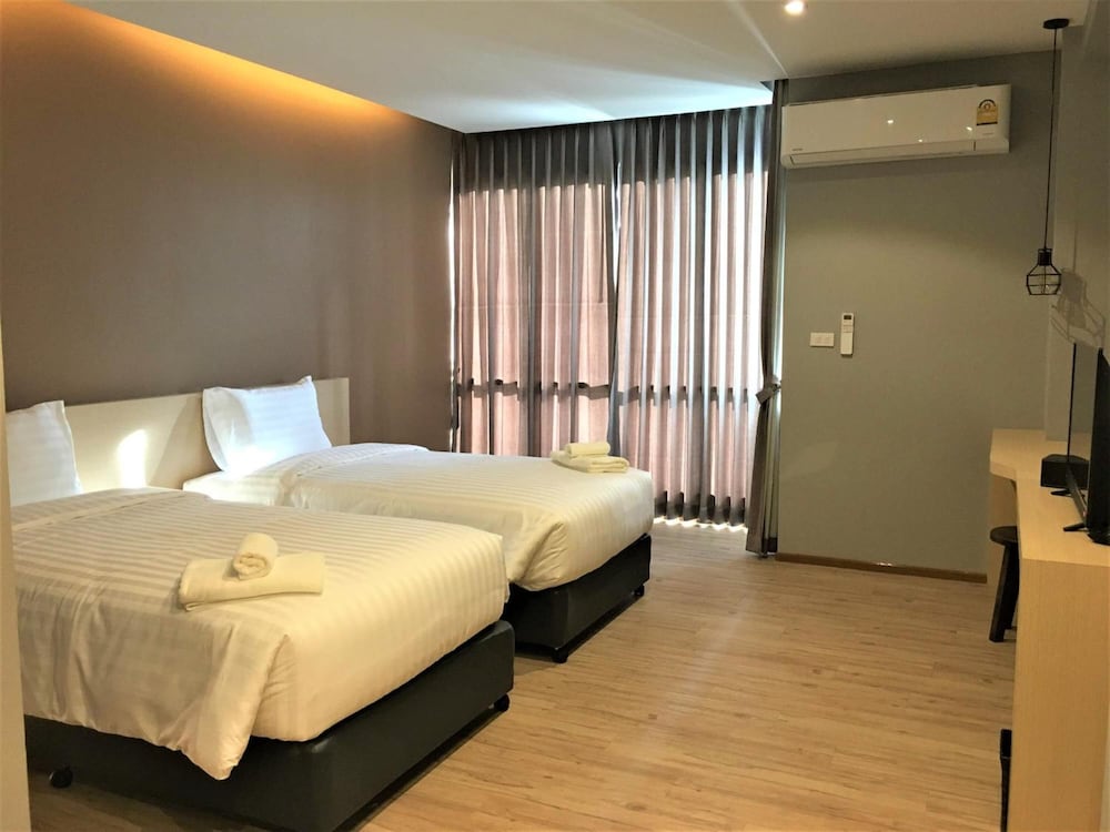 Sans Hotel 15/44