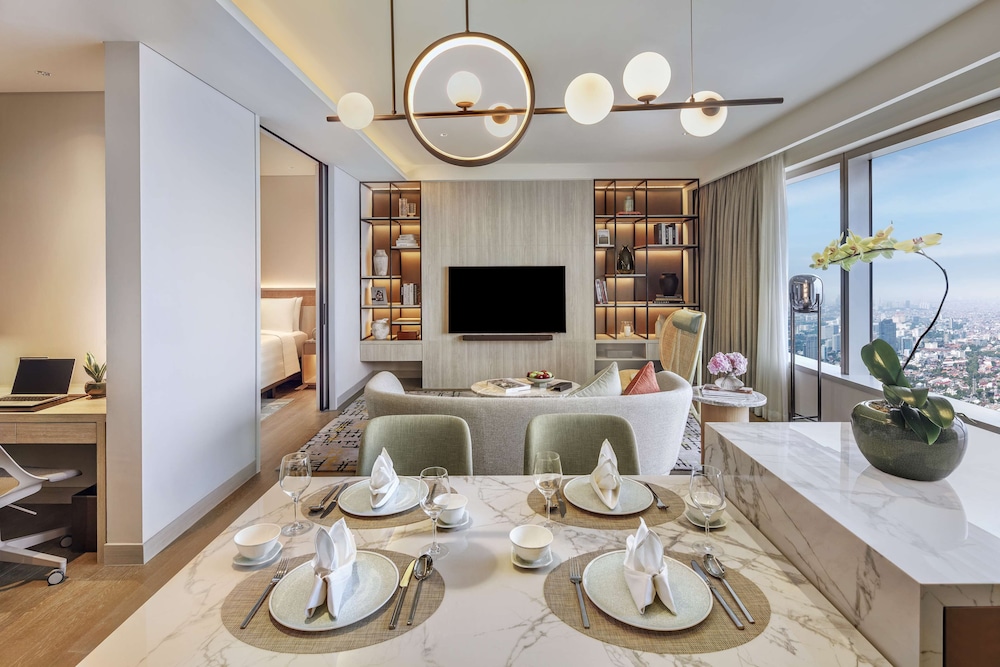 PARKROYAL Serviced Suites Jakarta 51/58