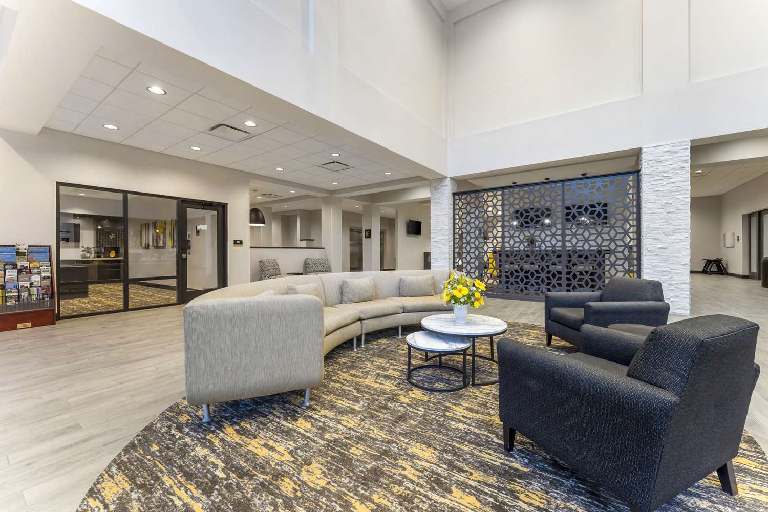 Best Western Plus Cranberry-Pittsburgh North 28/52
