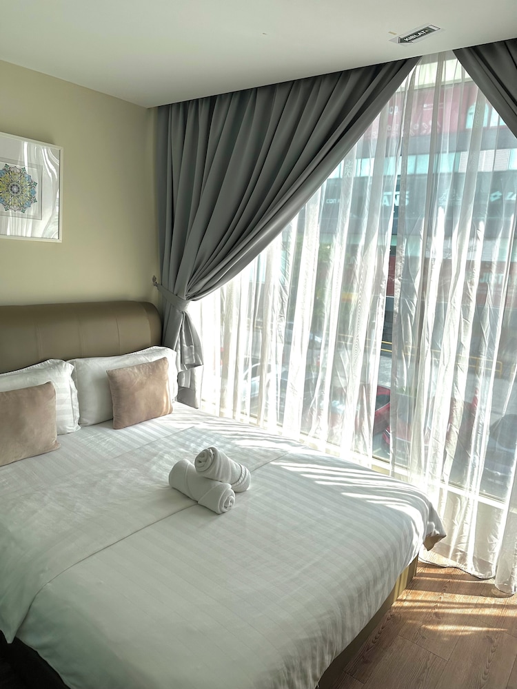 Hotel 57 14/41
