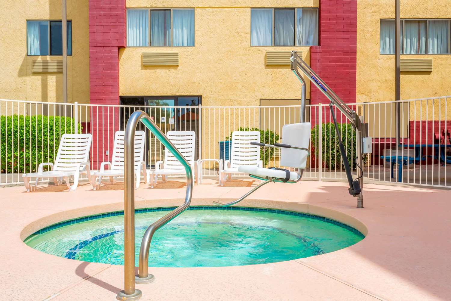 Super 8 By Wyndham Phoenix/Mesa/Gilbert Road 23/26