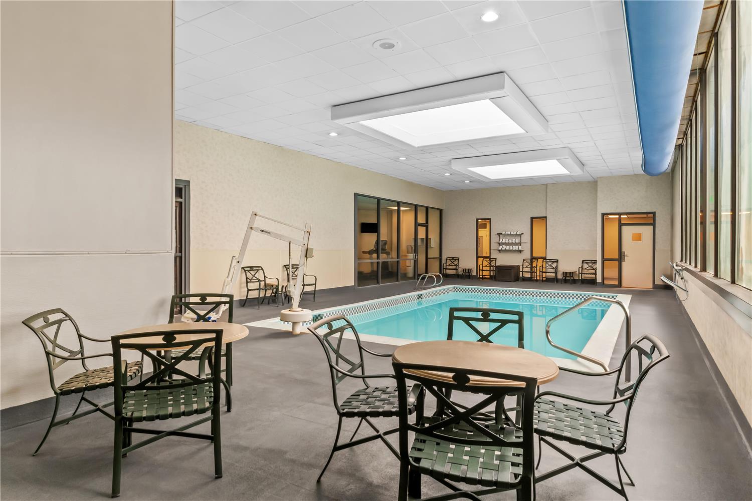 Red Lion Hotel Conference Center Cheyenne 23/65