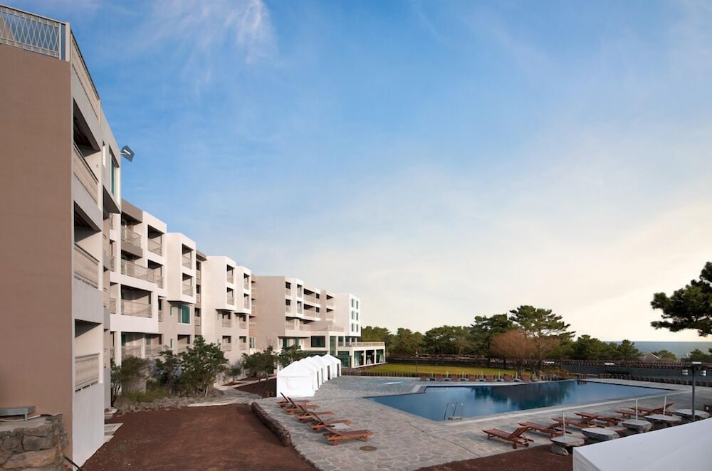 Tops10 Villa de Aewol 55/69