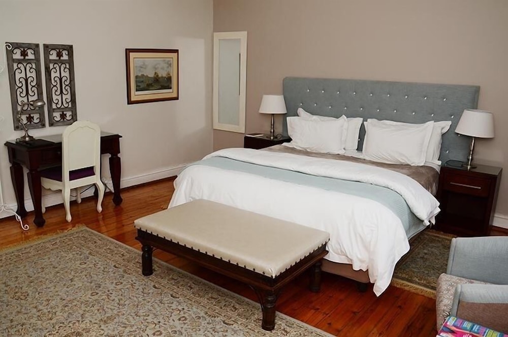 Oleander Guest House 7/50