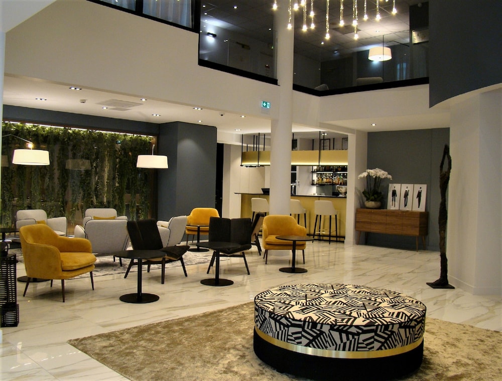 Hotel L Amiraute 44/62