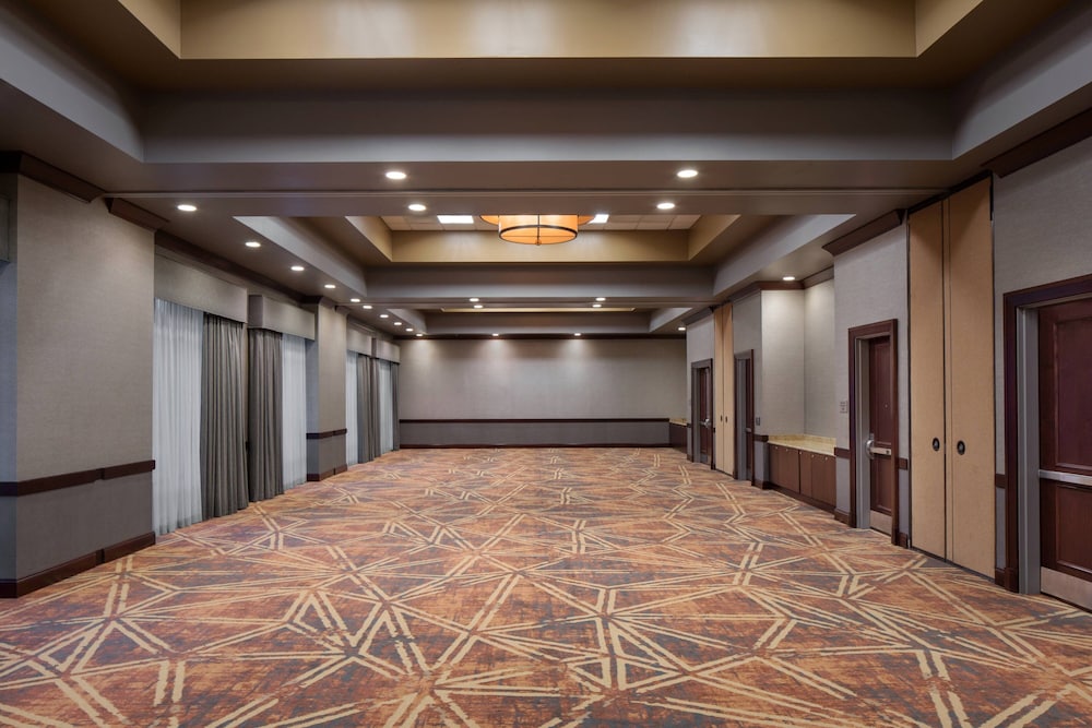 Courtyard by Marriott Dallas Allen at Allen Event Center 36/38