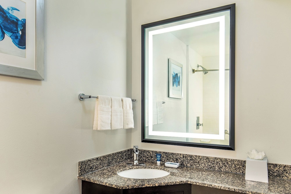 FOUR POINTS BY SHERATON KALAMAZOO 42/43