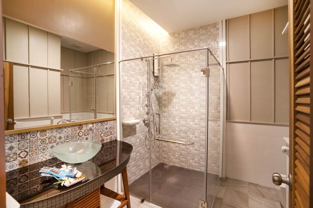 Baan Rim Ao 63/65