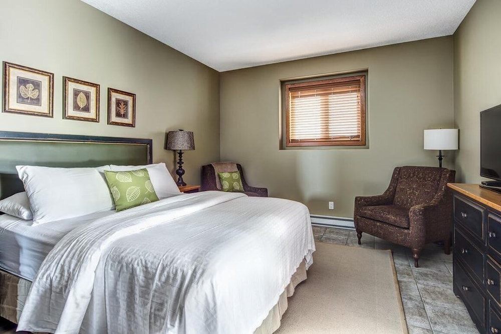 Bighorn Meadows Resort 14/68